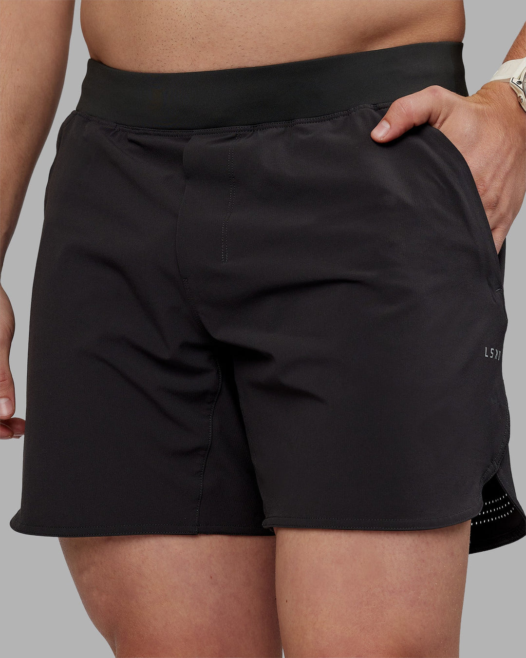 Man wearing Lift 6" Short - Pirate Black | Model:Tom | Size:L