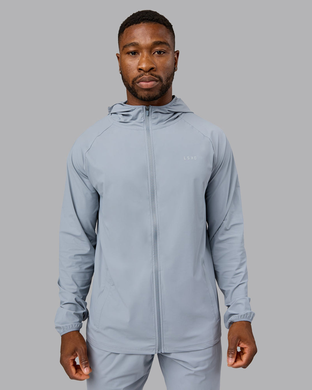 Man wearing Train-Lite FLXMAX Jacket - Tradewinds | Model:Sam | Size:L