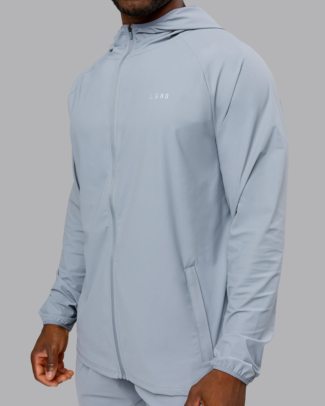 Man wearing Train-Lite FLXMAX Jacket - Tradewinds | Model:Sam | Size:L
