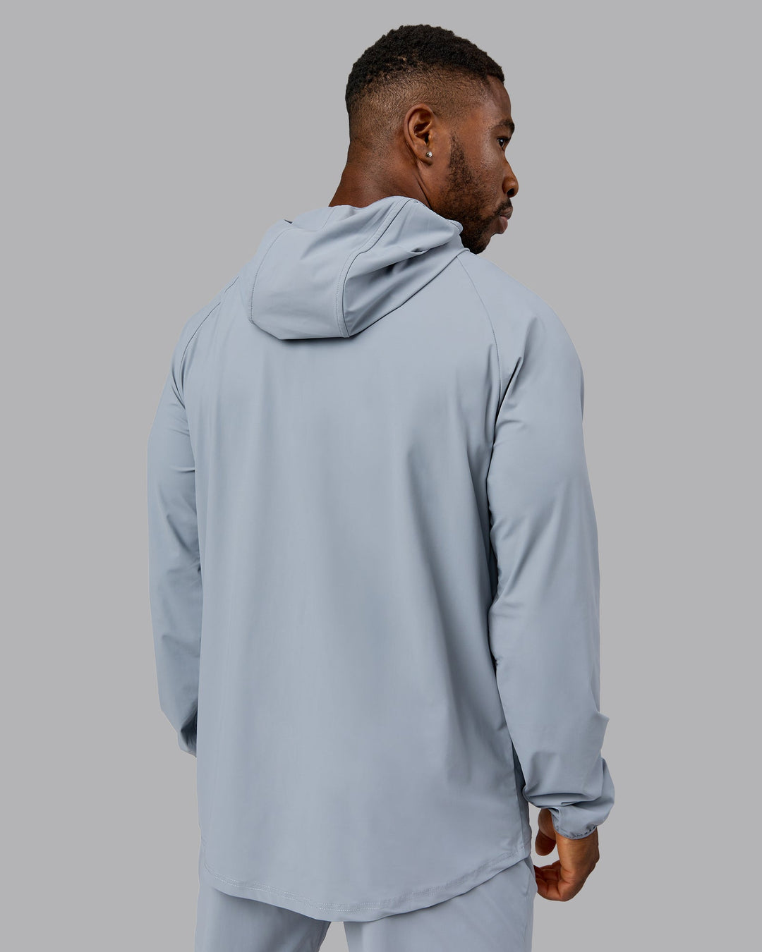 Man wearing Train-Lite FLXMAX Jacket - Tradewinds | Model:Sam | Size:L