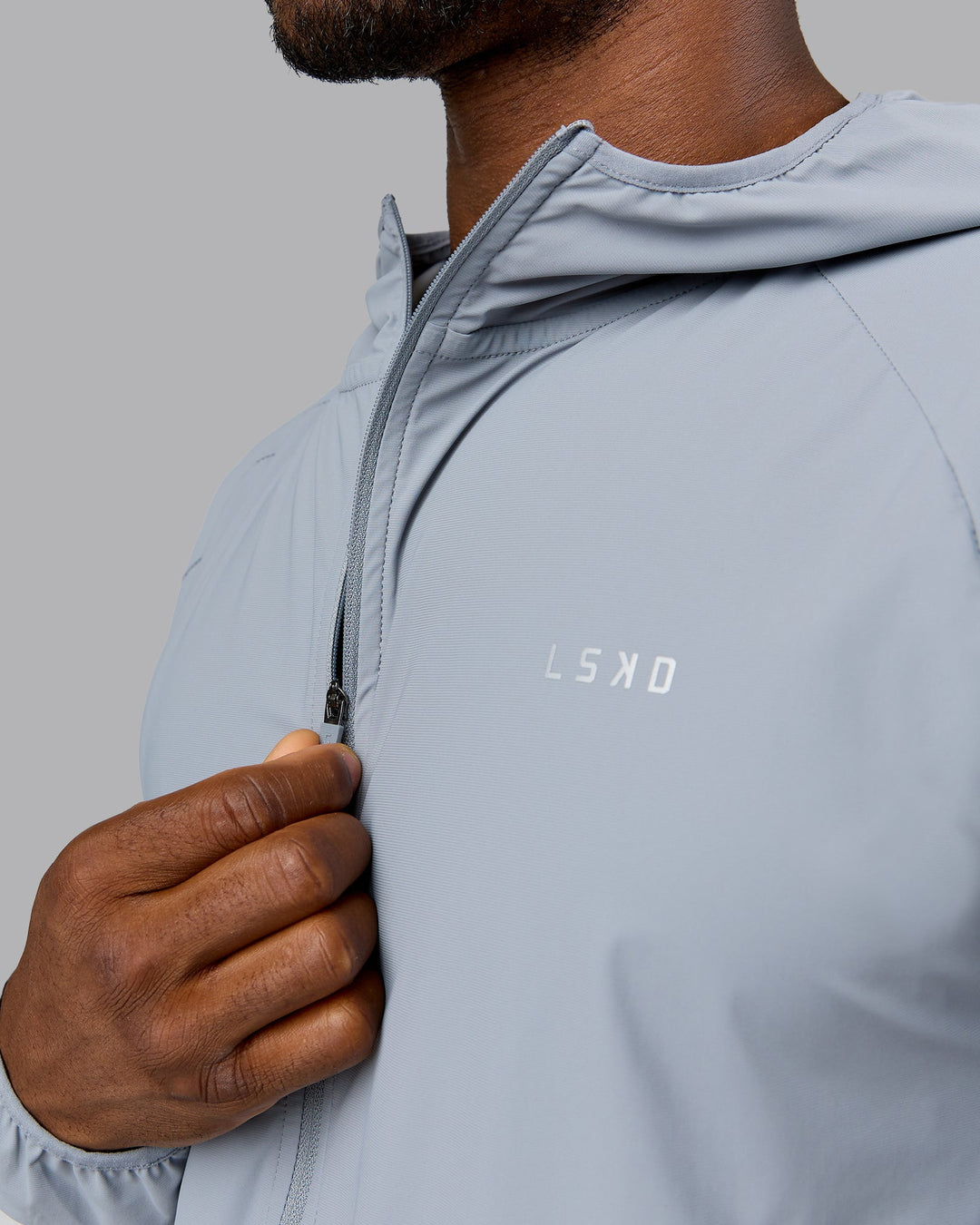 Man wearing Train-Lite FLXMAX Jacket - Tradewinds | Model:Sam | Size:L