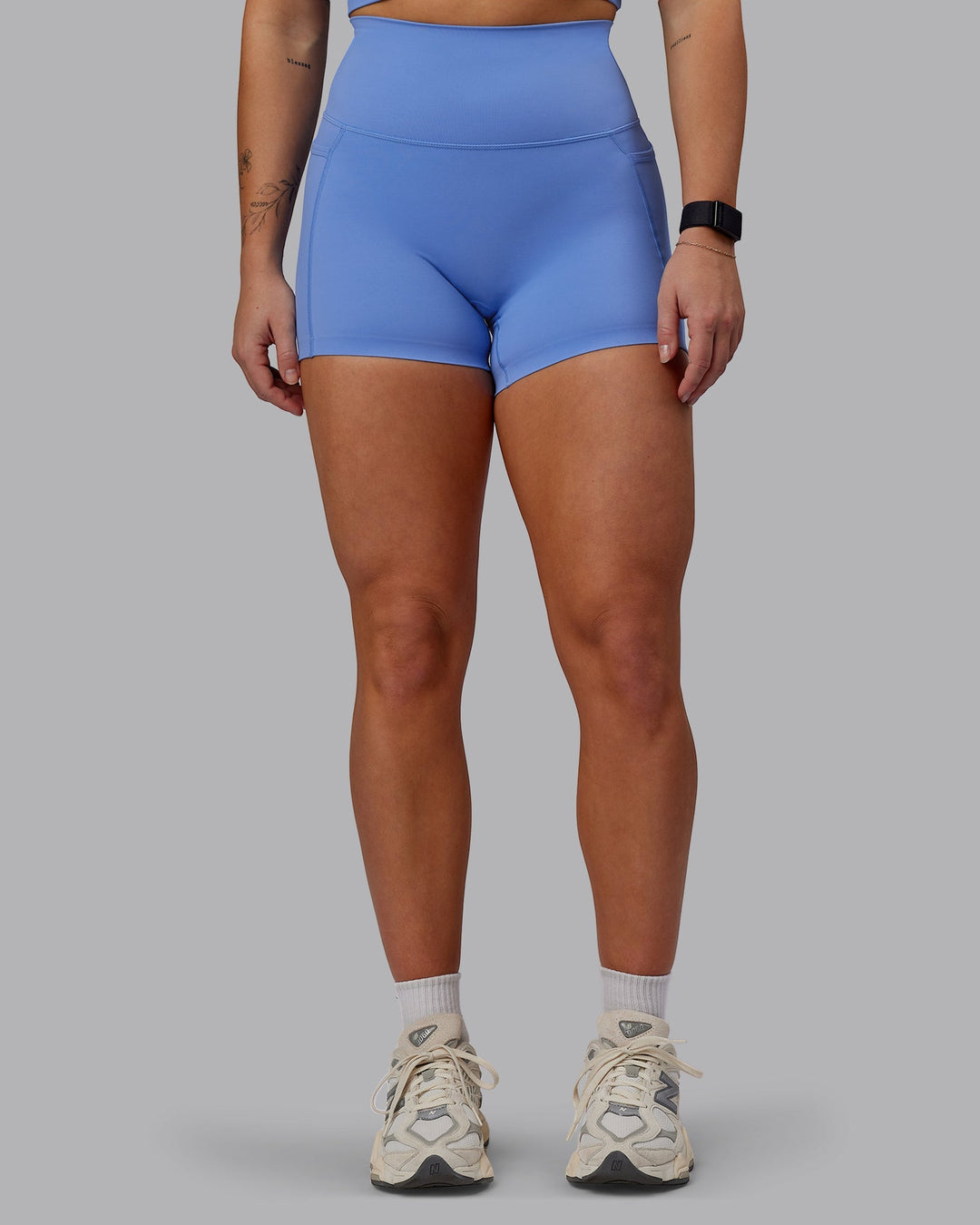 Woman wearing Elixir Ultra High-Rise 4" Short Pockets - Ultramarine