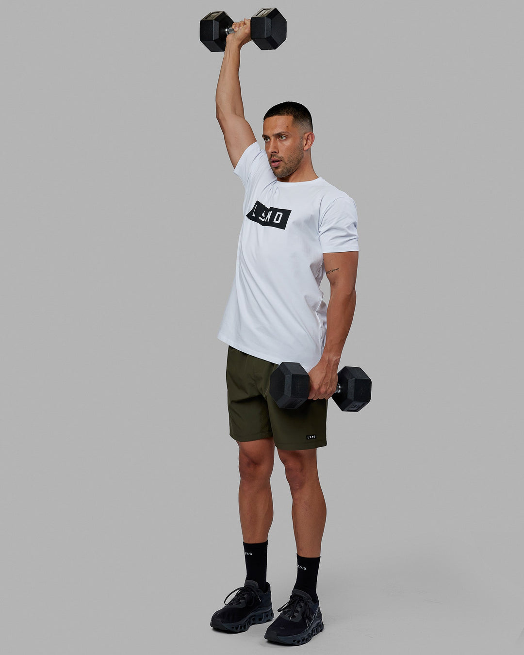 Man wearing Rep 7&
