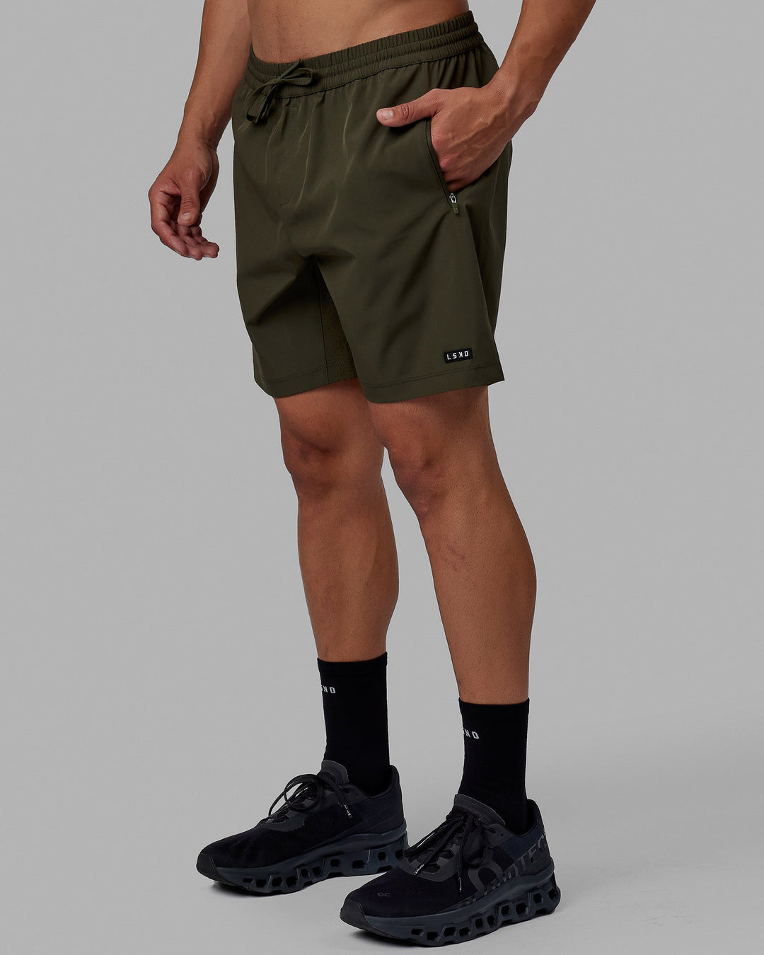 Man wearing Rep 7&