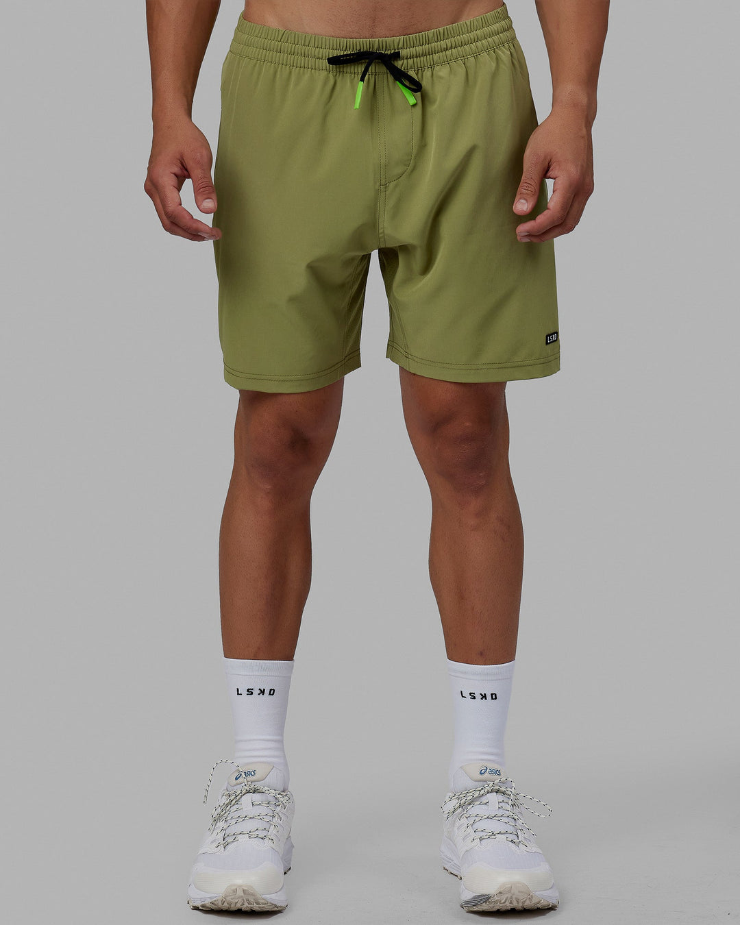 Man wearing Rep 7&