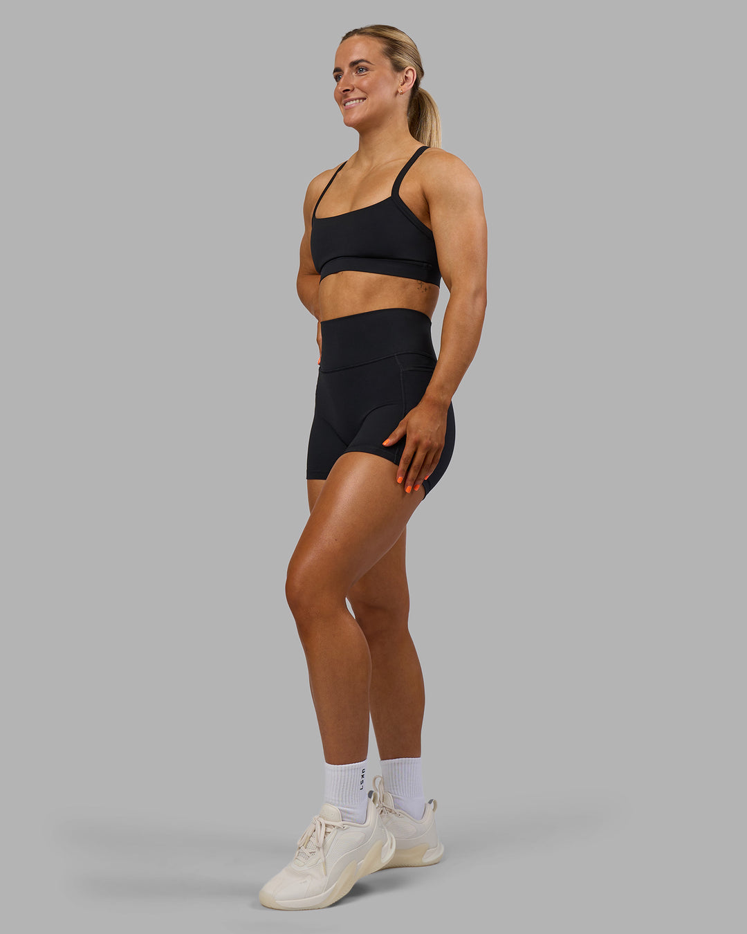 Fusion Ultra High-Rise 4" Short Pockets - Black