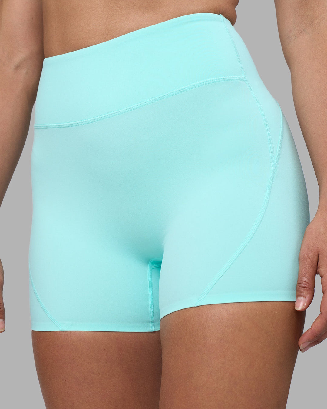 Woman wearing Rhythm Elixir Ultra High-Rise 4" Short - Island Paradise | Model:Sophie | Size:S