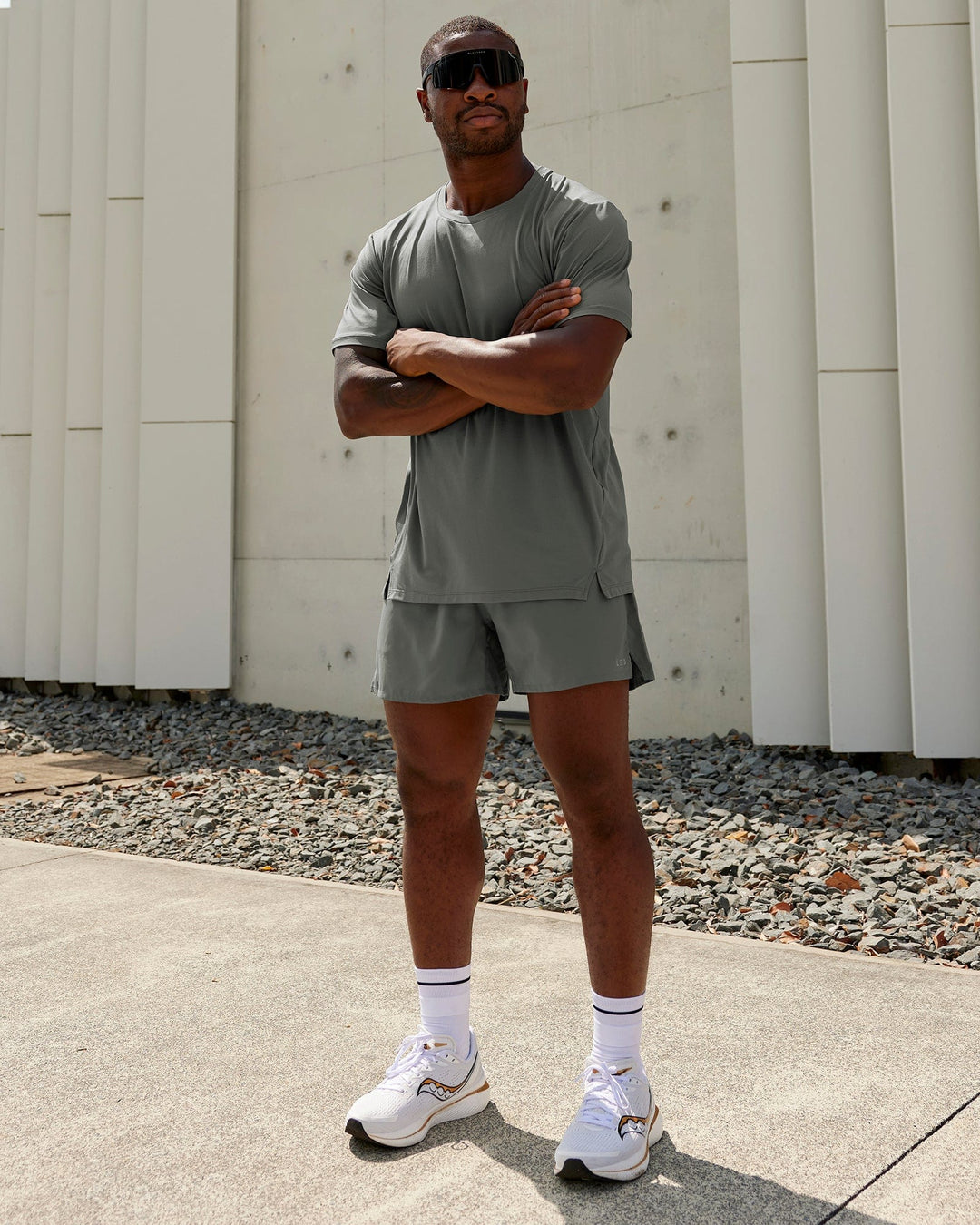 Man wearing Pace 5" Lined Performance Short - Graphite-Reflective