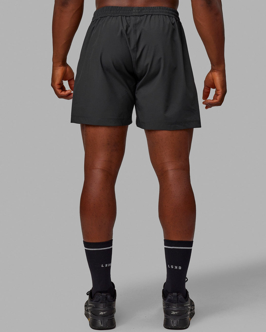 Man wearing Rep 5&