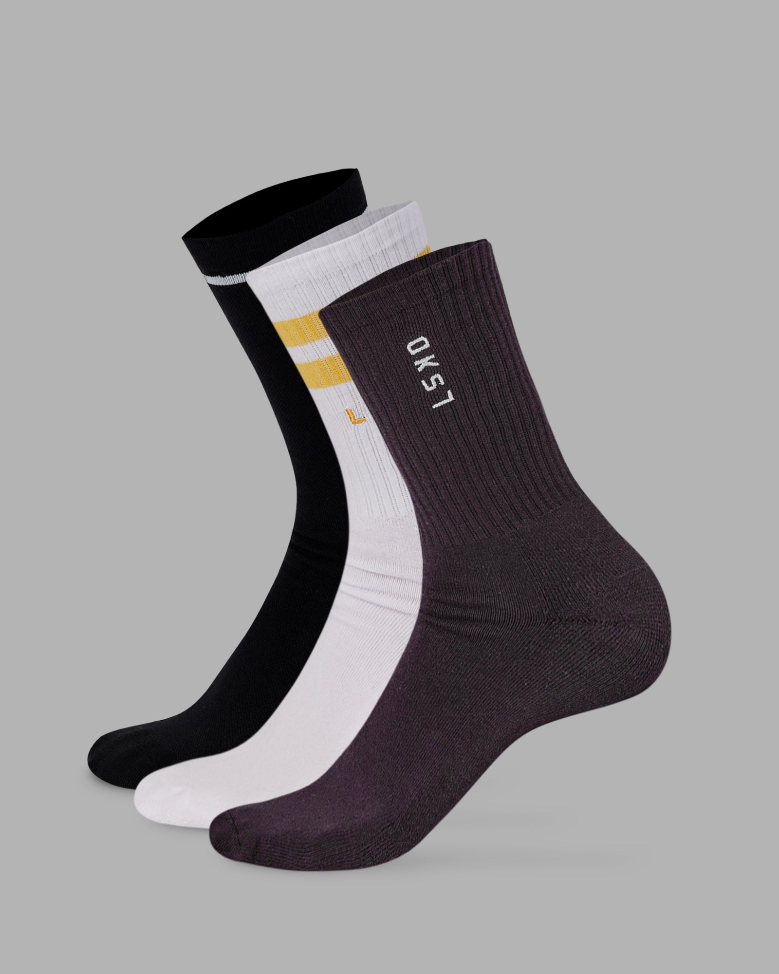 Model wearing Fast-Heritage-Signal Pack - Black/White-Cornsilk/Pirate Black | Size:OS