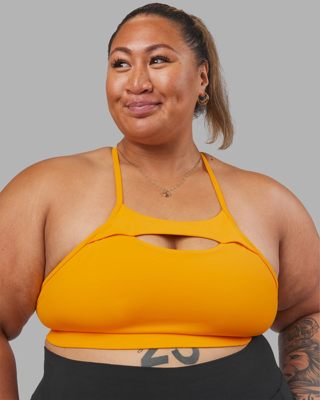 Woman wearing Be Bold Sports Bra - Zinnia | Model:Lilz | Size:3XL