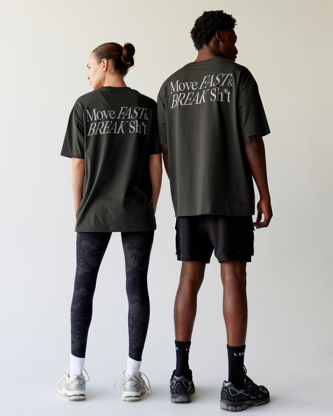 wearing Unisex VS5 FLXCotton Tee Oversize - Pirate Black-Circular Grey