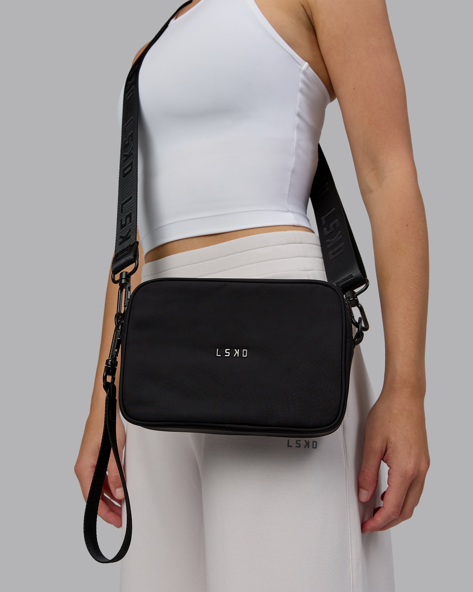 Go-To Shoulder Bag - Black | LSKD – LSKD US