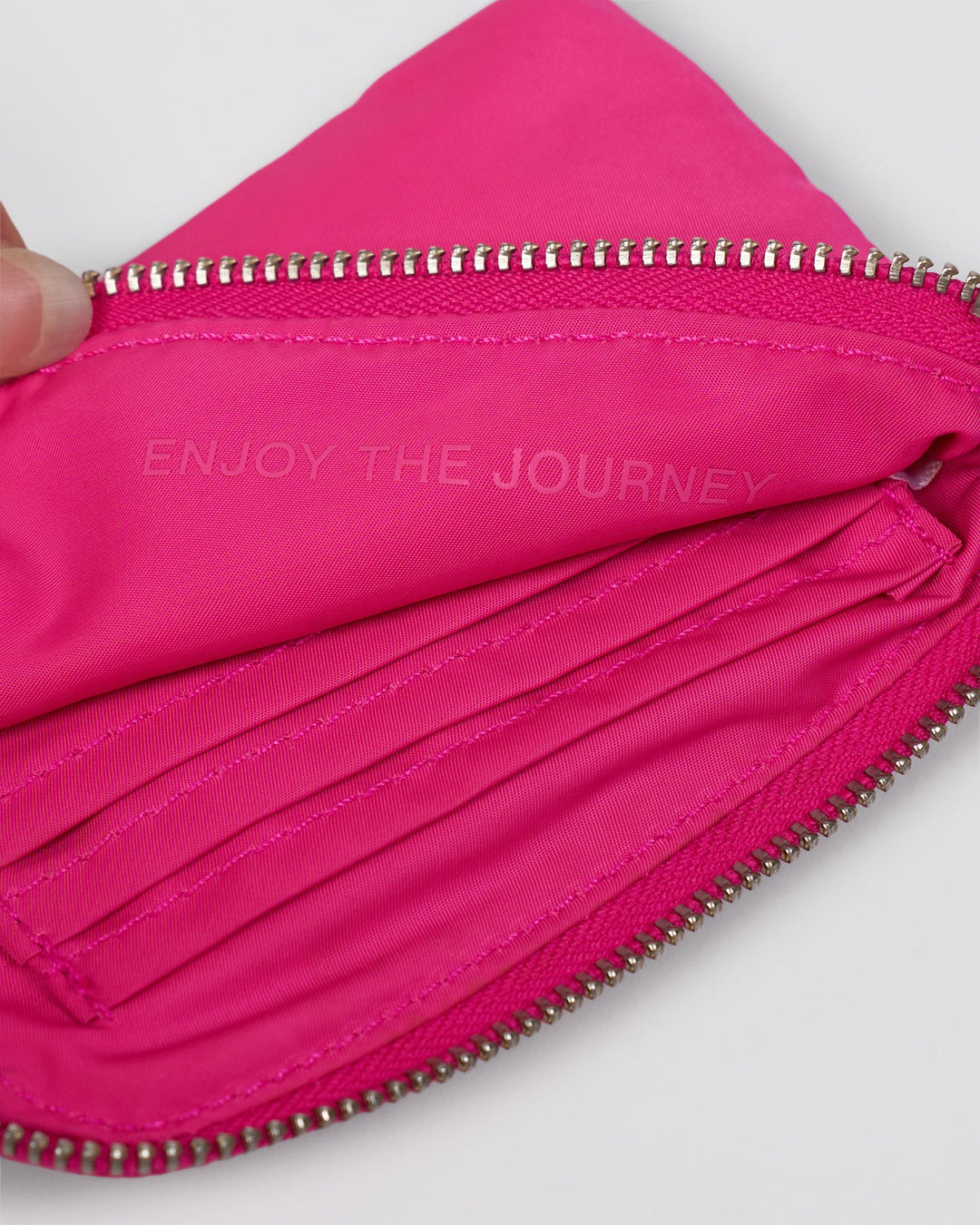 Go-To Wristlet Pouch - Ultra Pink