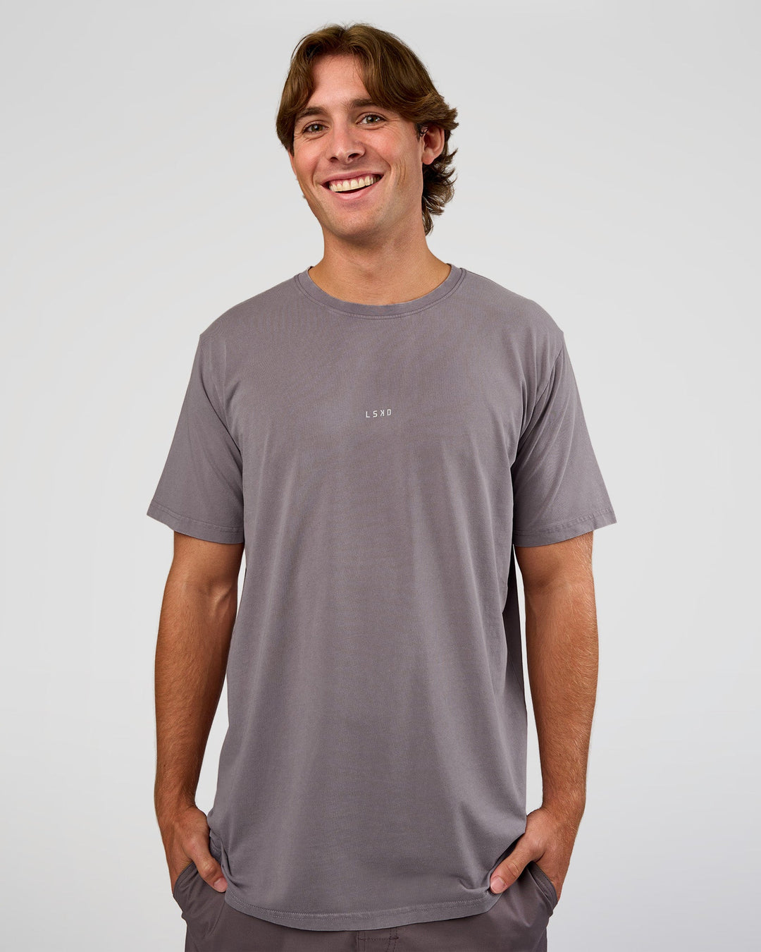 Man wearing Base FLXCotton Tee - Duskstone Washed | Model:Marcus | Size:L