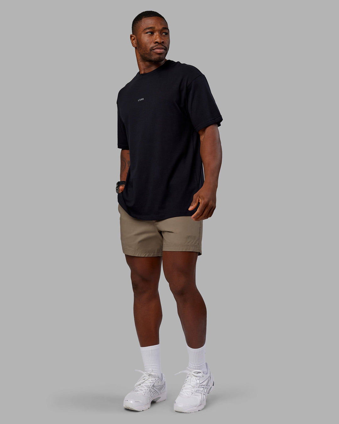 Man wearing Daily 5&quot; Short - Greige | Model:Sam | Size:L