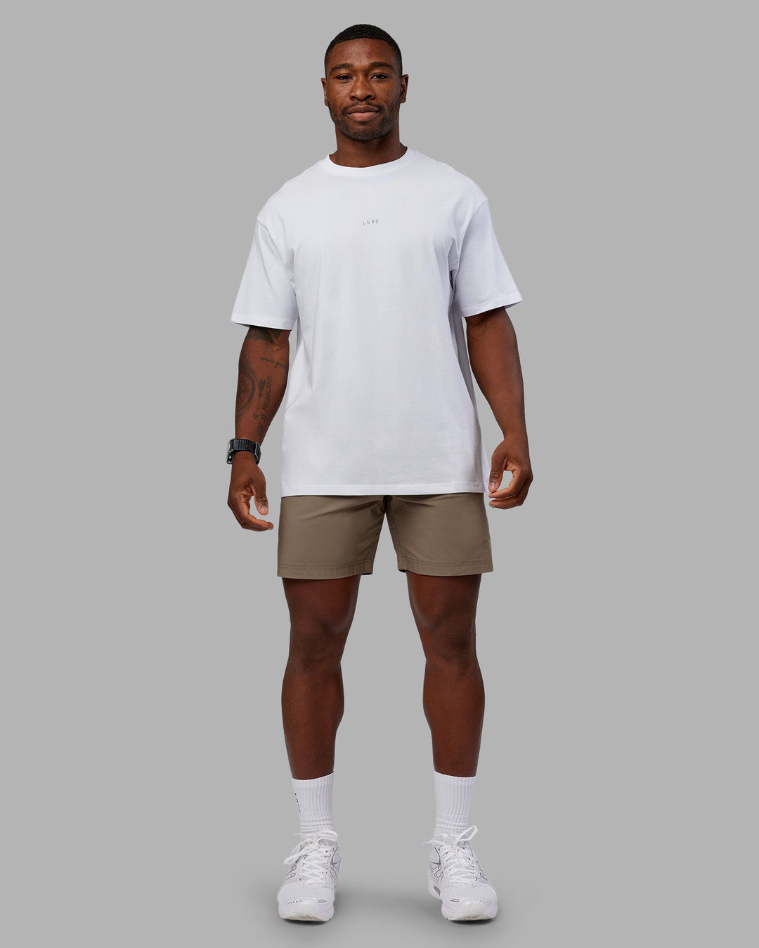 Man wearing Daily 7&quot; Short - Greige | Model:Sam | Size:L