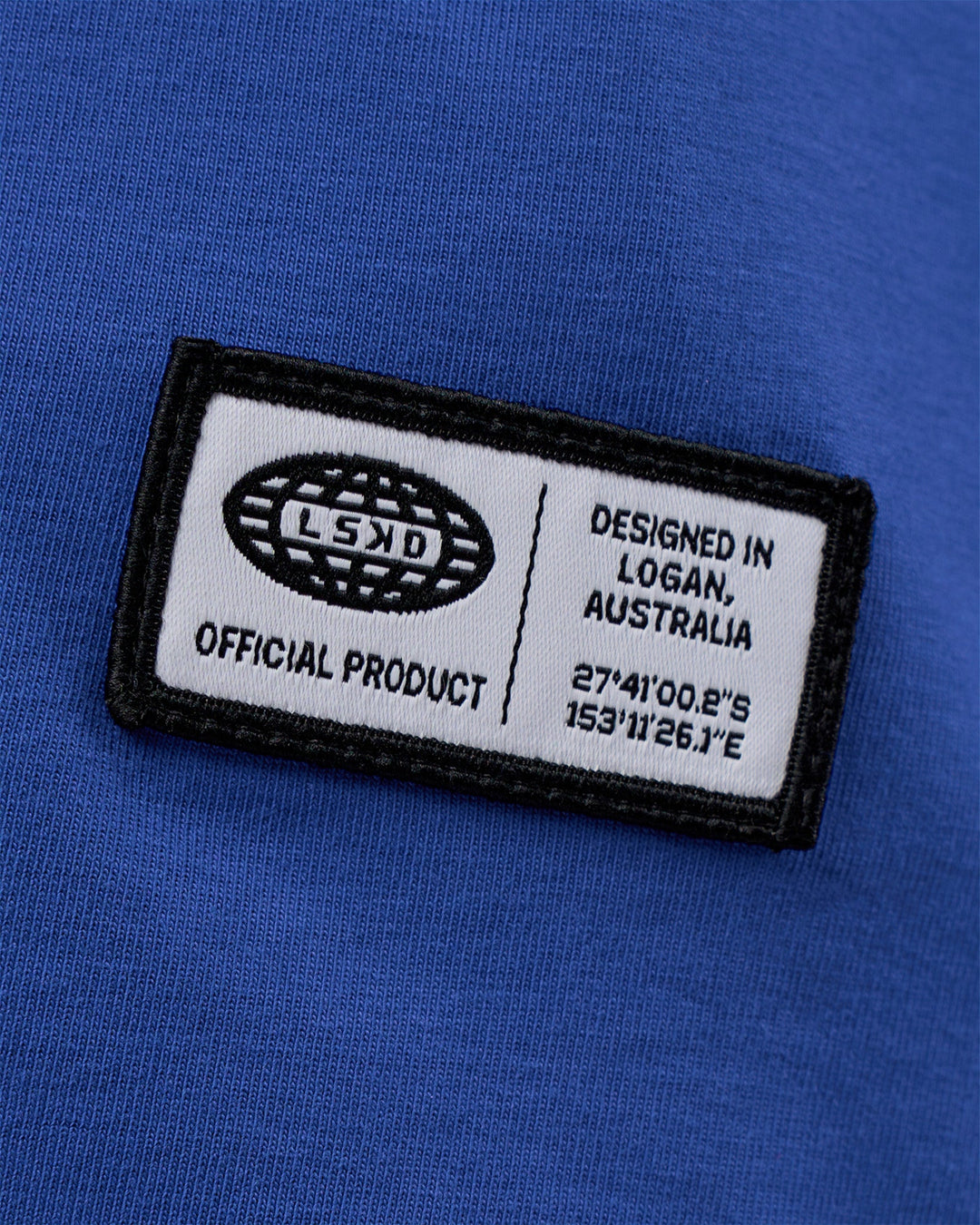 Man wearing Grid FLXCotton Oversized Tee - Power Cobalt-White | Model:Zoran | Size:L