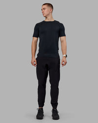 Man wearing Lift Jogger - Black | Model:Tom | Size:L