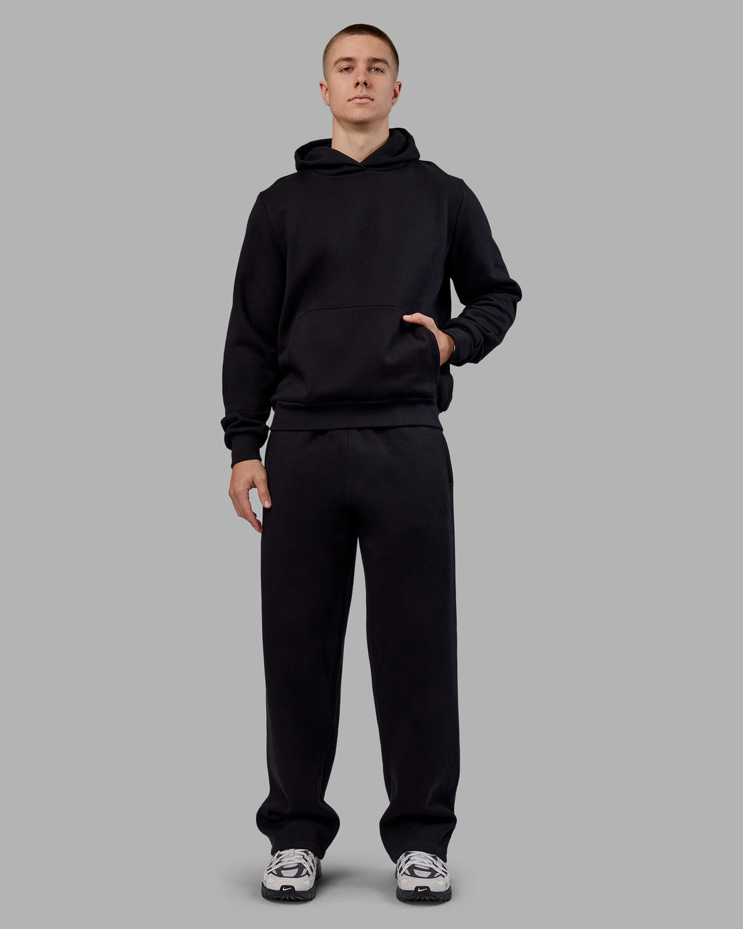 Man wearing MVP Regular Fit Hoodie - Black | Model:Tom | Size:L