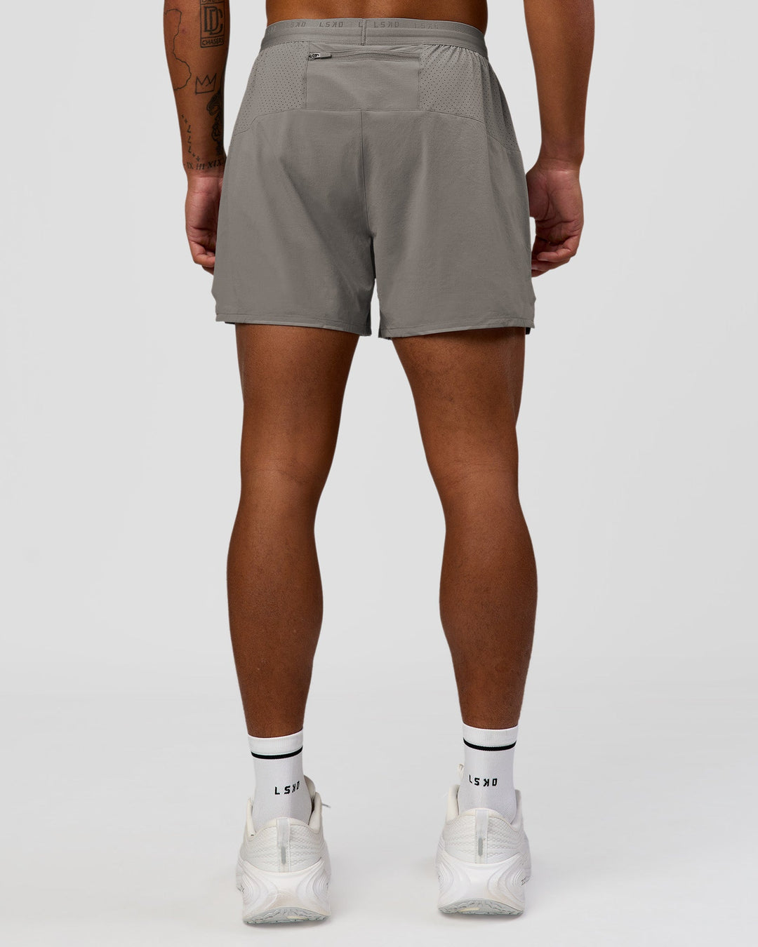 Man wearing Pace 5" Lined Ripstop Short - Storm Front | Model:Malebo | Size:M