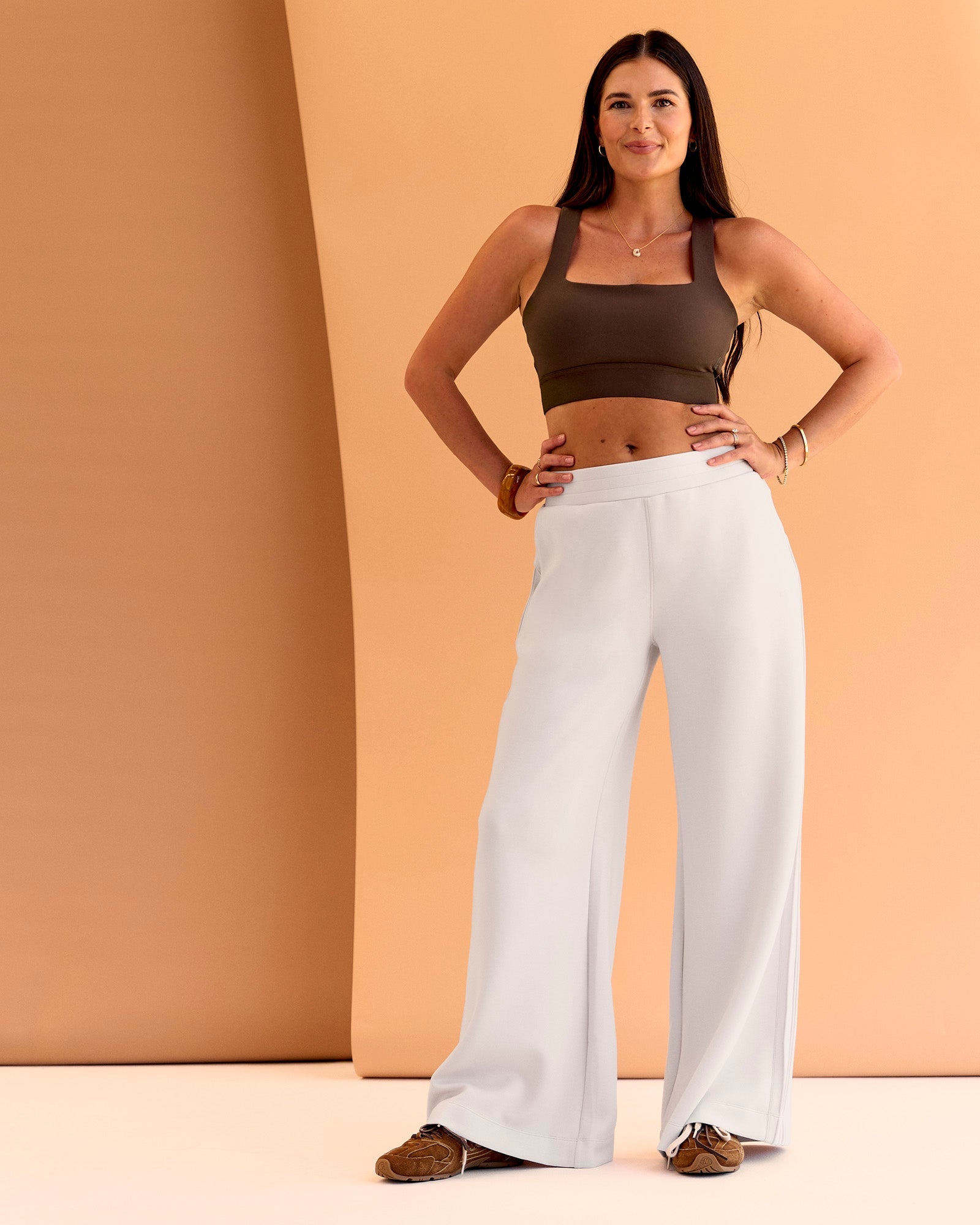 CF Train Hard Sports Bra - Hot Chocolate | LSKD – LSKD US