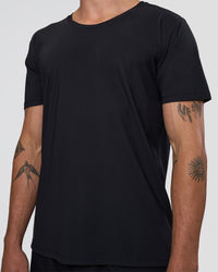 Man wearing Cadence Swift Tee - Black | Model:Konnor | Size:M