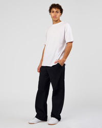 Man wearing Forever EffortlessTech Tee - White | Model:Leandro | Size:M | Thumbnail Index: 2