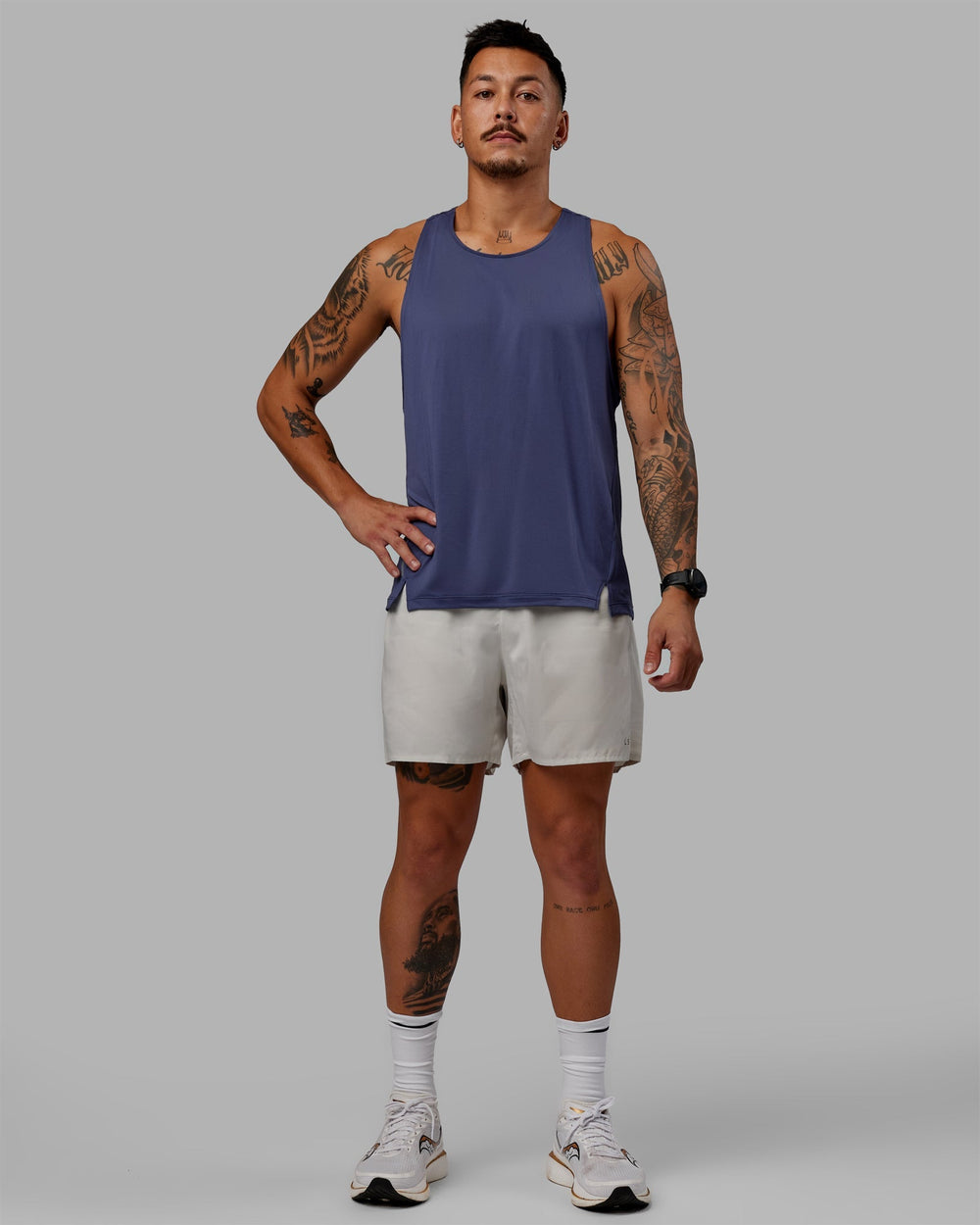 Man Wearing Pace Running Tank - Future Dusk