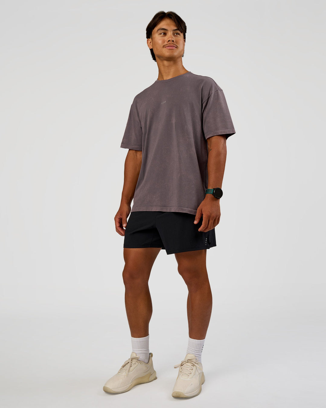 Man wearing Power Oversized Tee - Duskstone Washed | Model:George | Size:M
