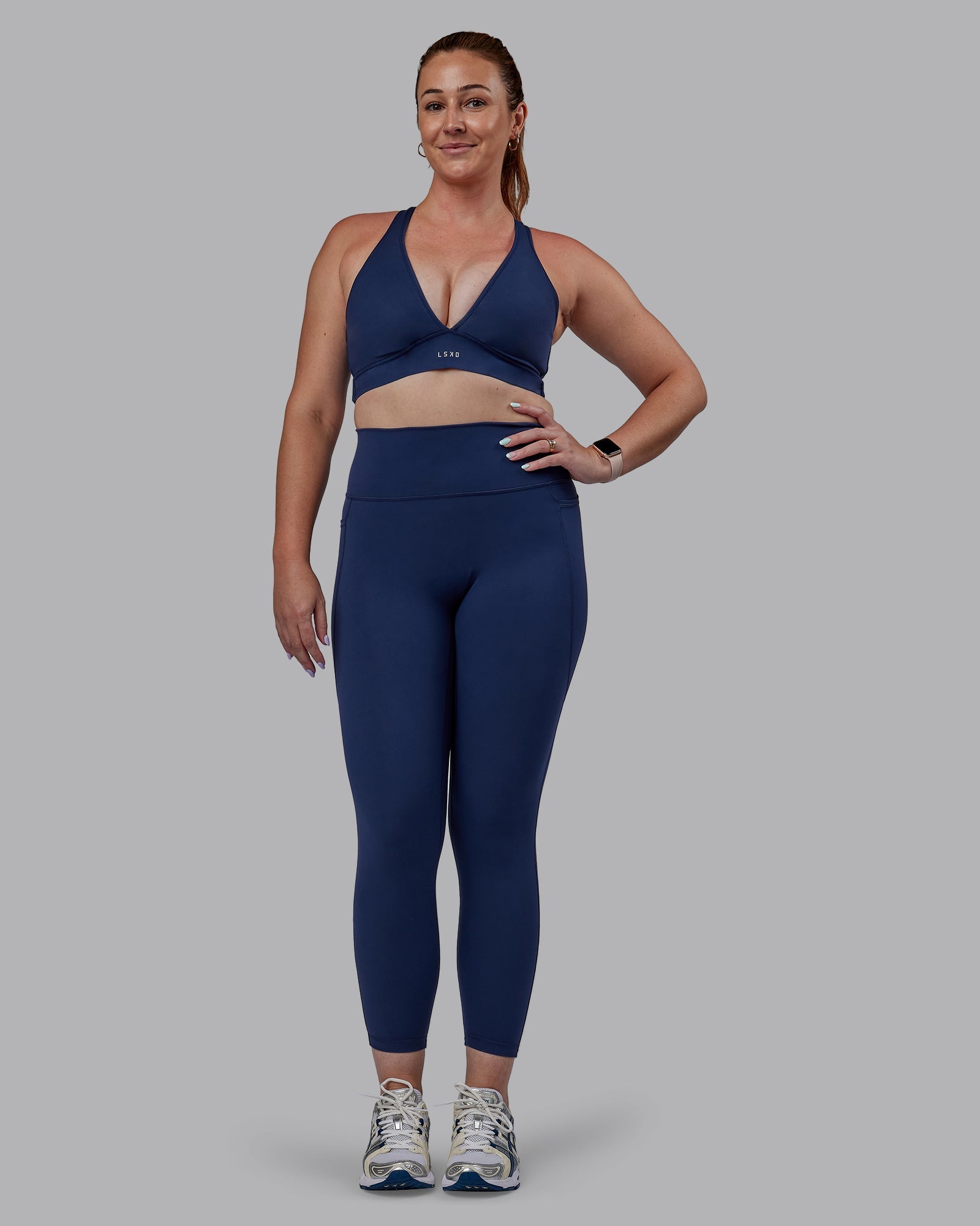 ラディカルフィットネス UBOUND 47 Stamina Sports Bra (D/DD/E) - Future Navy | LSKD – LSKD US