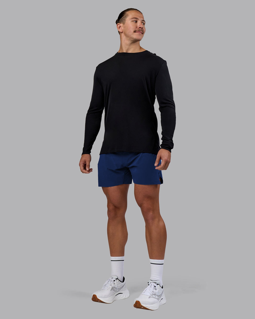Man wearing UltraAir 5&quot; Lined Performance Short - Midnight Blue | Model:Jaiden | Size:M