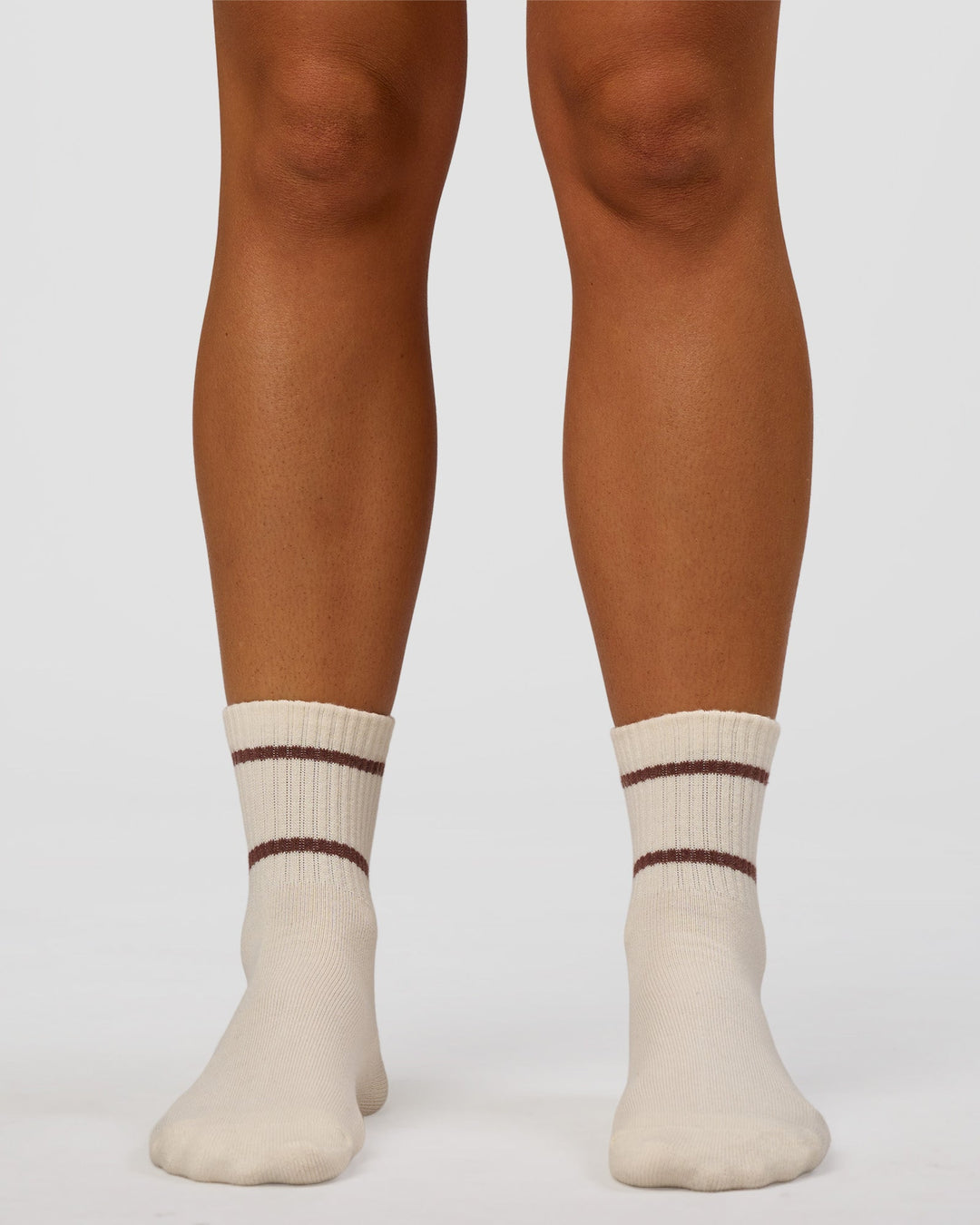 CF Move Through Quarter Socks - Ivory-Hot Chocolate