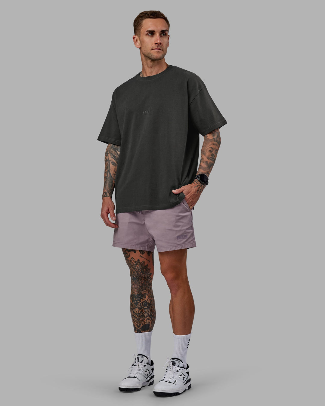 Man wearing Daily 5&quot; Shorts - Grey Purple