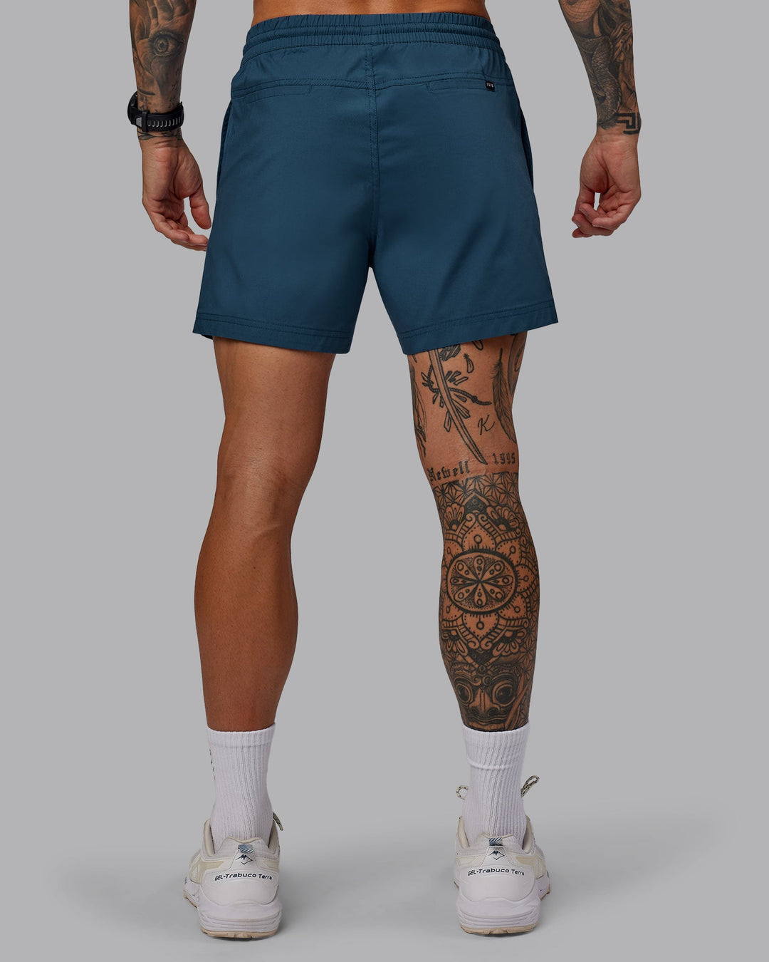 Man wearing Daily 5&quot; Shorts - Indigo