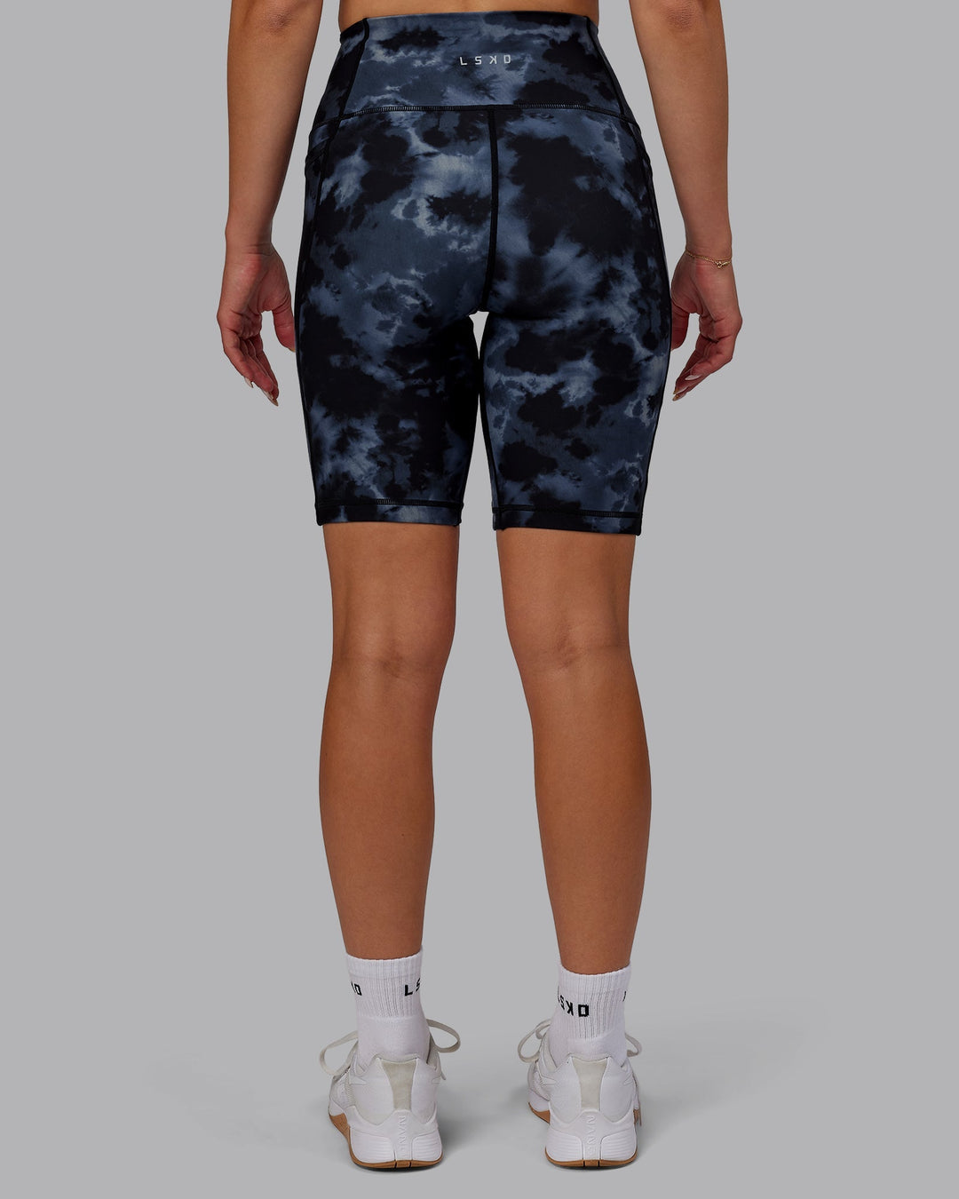 Woman wearing Fusion Bike Shorts - Tie Dye-Midnight