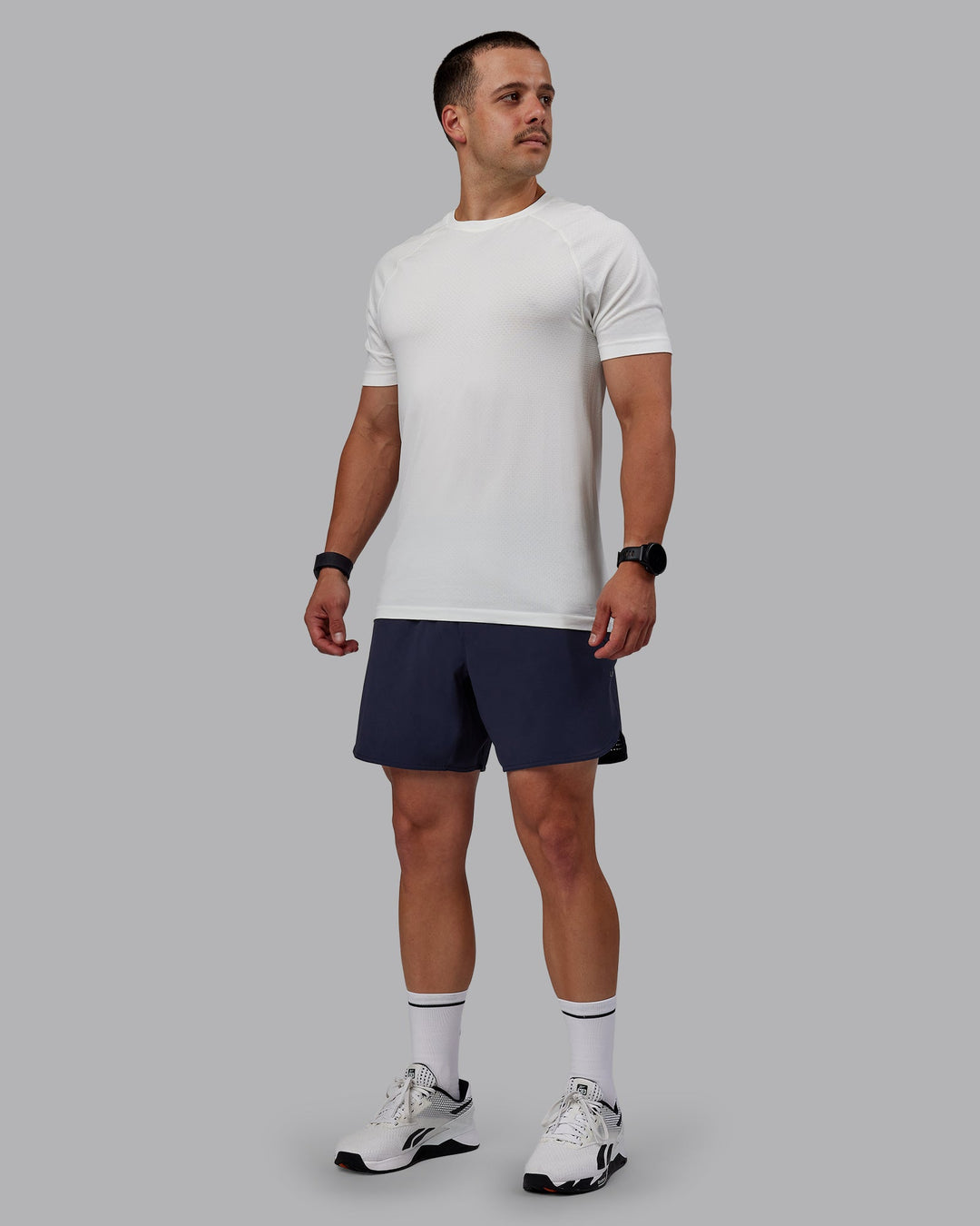 Man wearing Lift 6&quot; Lined Performance Shorts - Future Navy