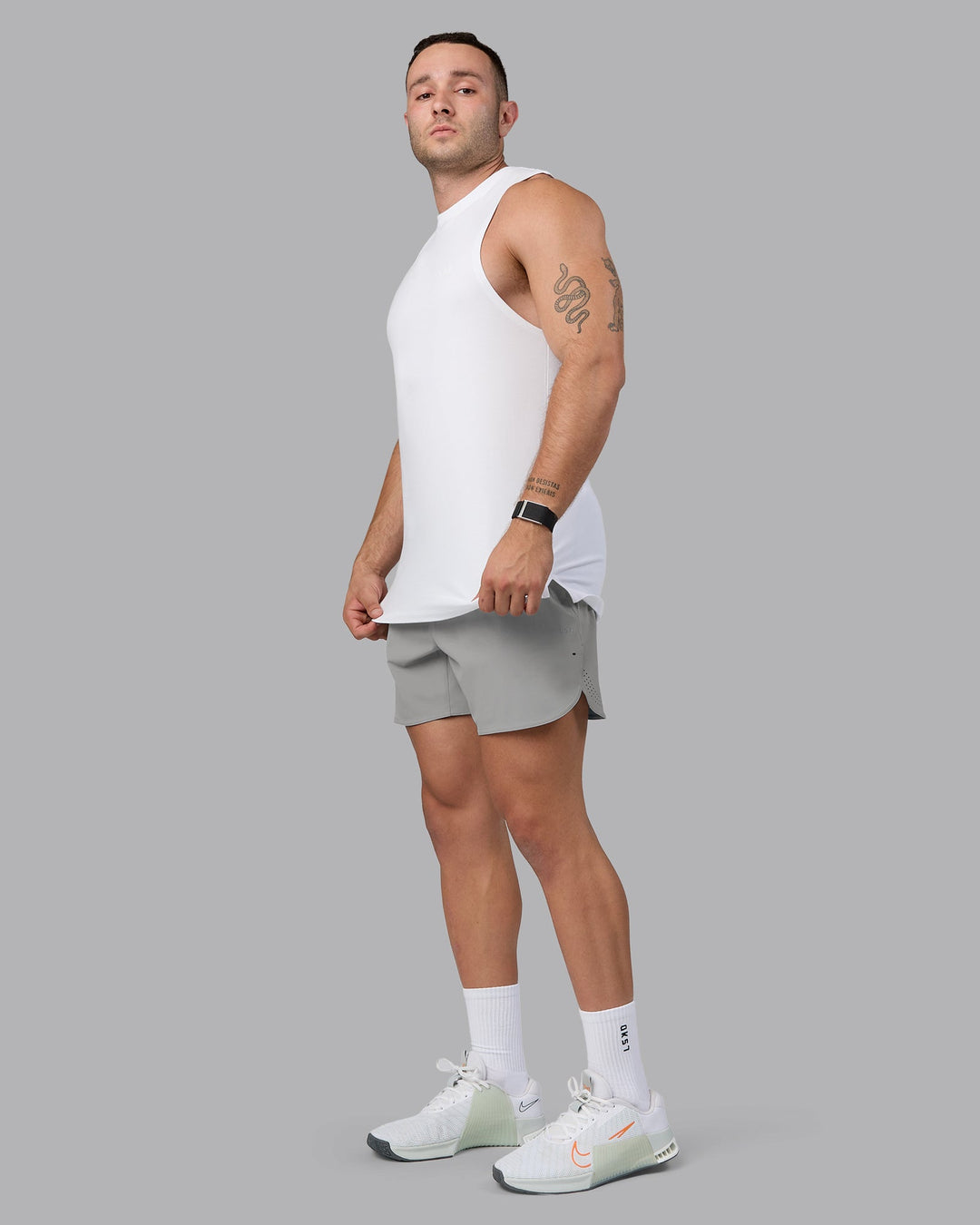 Man wearing Lift 6&quot; Performance Shorts - Circular Grey