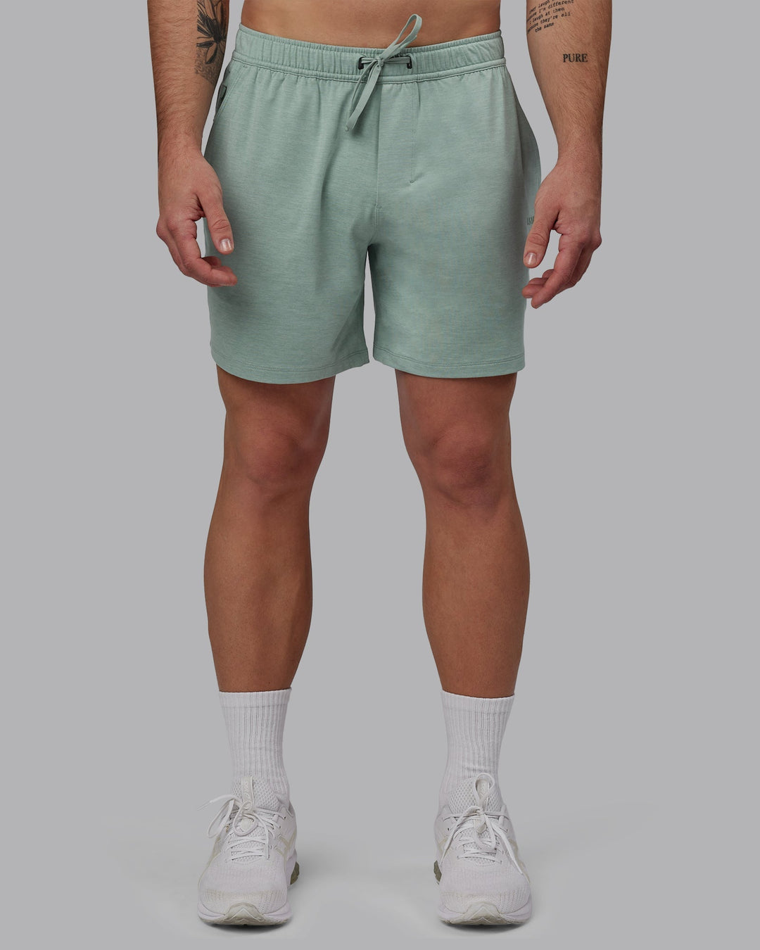 Man Wearing Restore CloudFLX Short - Iceberg Green Marl