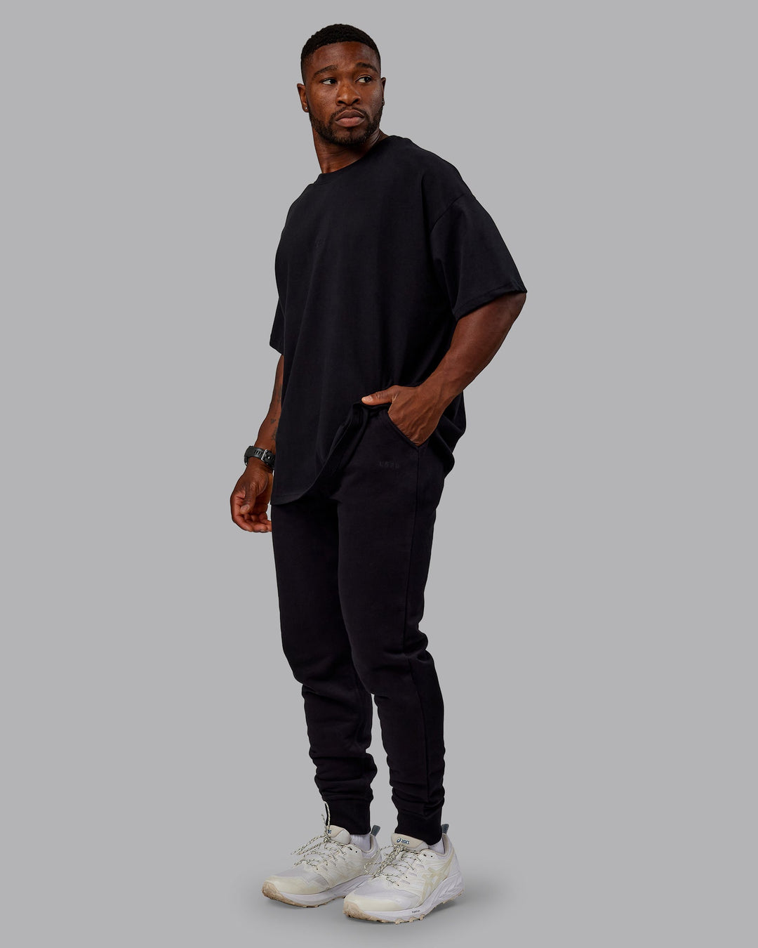 Man wearing Terry Track Pants - Black