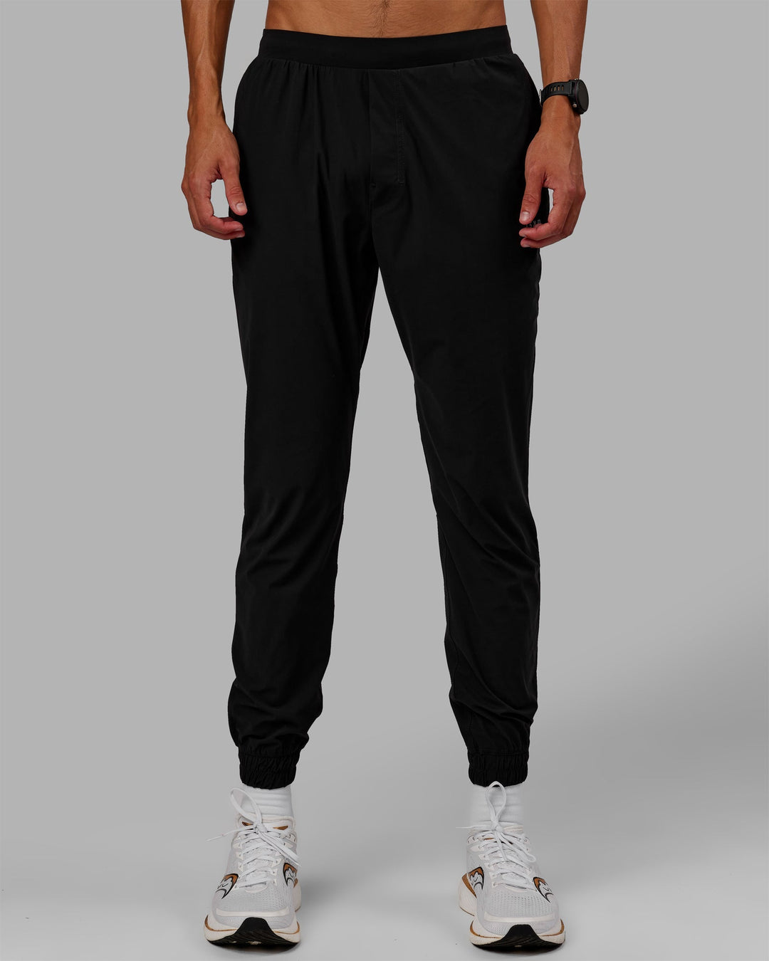 Man wearing Train-Lite FLXMAX Pants - Black