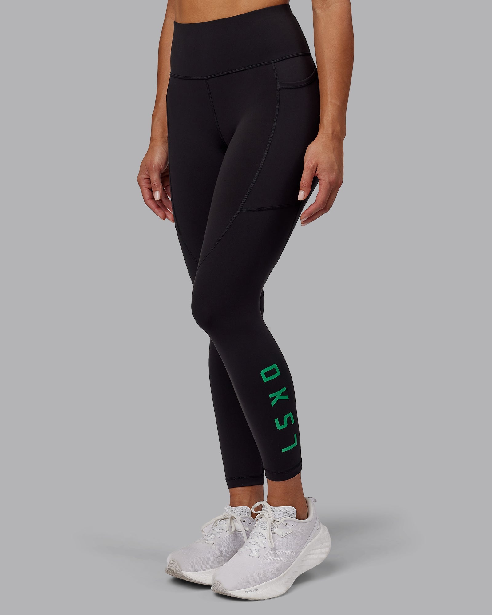 Rep buying 7/8 Length Tight Black-Black