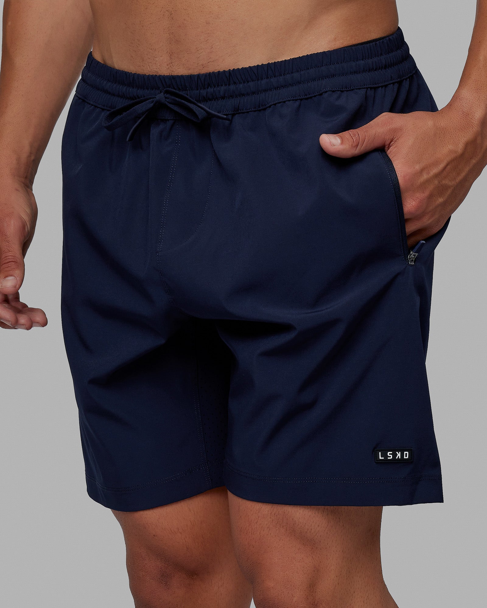 LÝFT STAGE SHORTS - NAVY LÝFT Stage Shorts - Silver