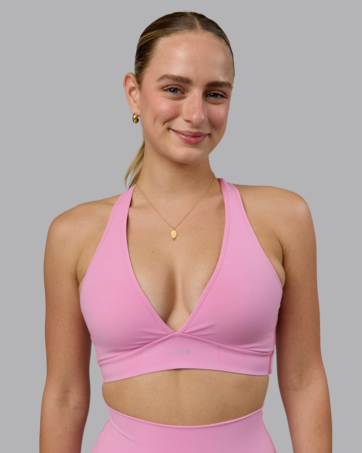 Woman wearing Stamina Sports Bra (D/DD/E) - Bubblegum
