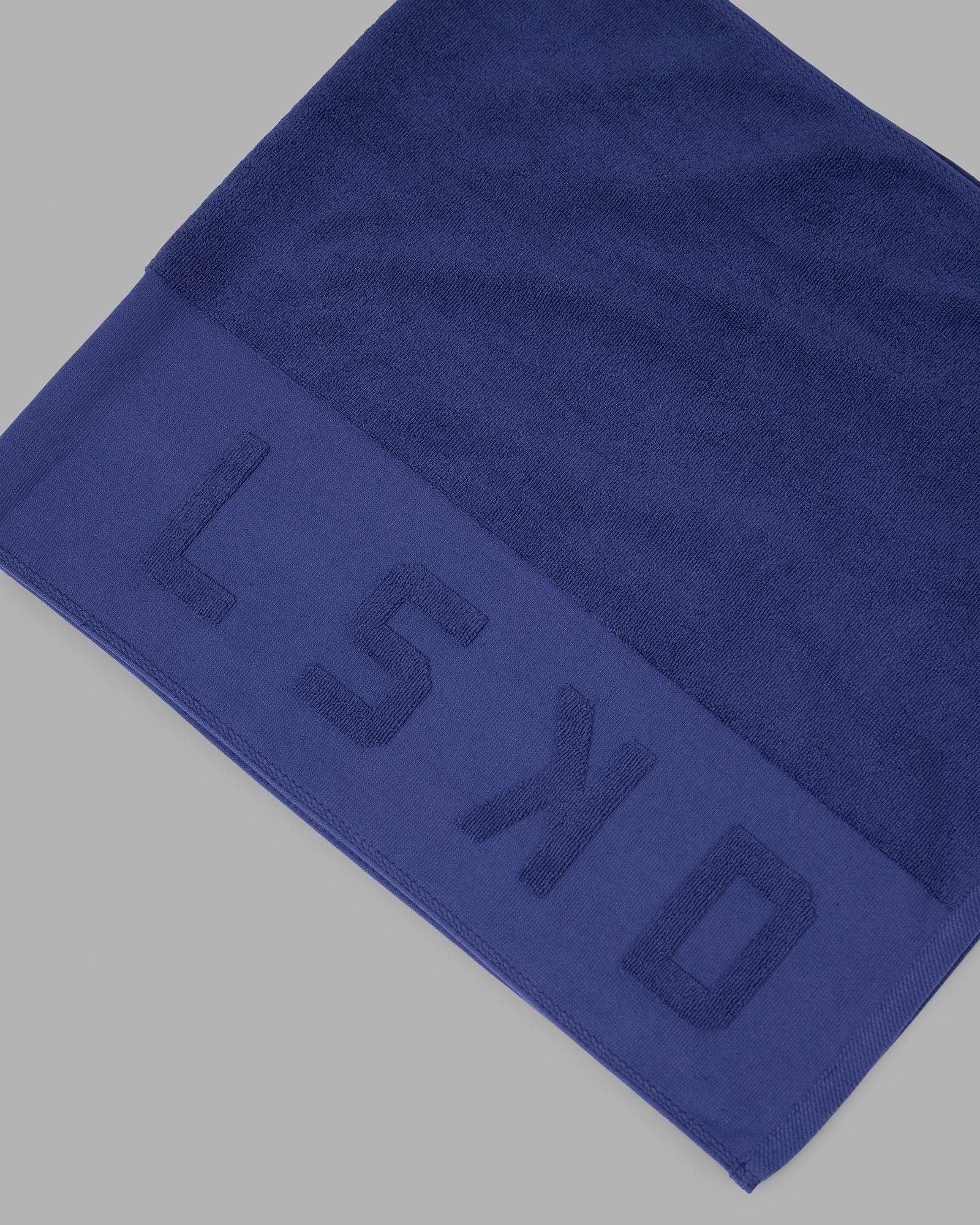 Dusk towels hotsell