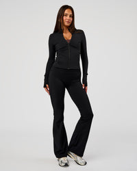 Woman wearing Fusion Active Jacket - Black | Model:Bianca| Size:S
