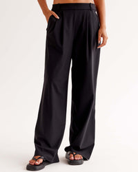 Woman wearing StretchShift Wide Leg Pant - Black | Model:Ruby | Size:S