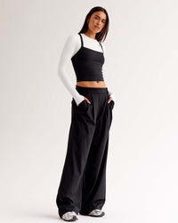 Woman wearing StretchShift Wide Leg Pant - Black | Model:Ruby | Size:S | Thumbnail Index: 4