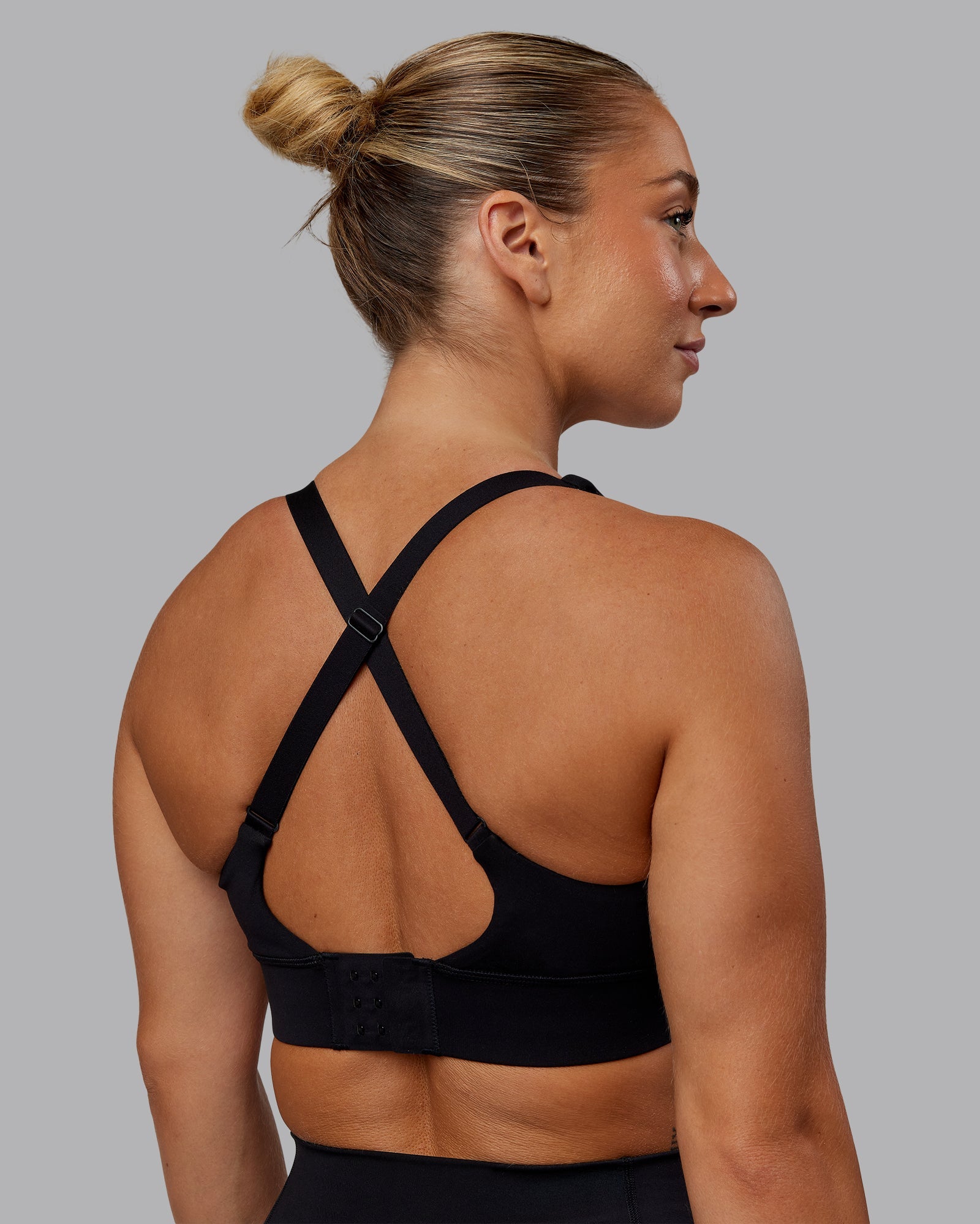 Accelerate Medium Support Sports Bra - Black | LSKD – LSKD US