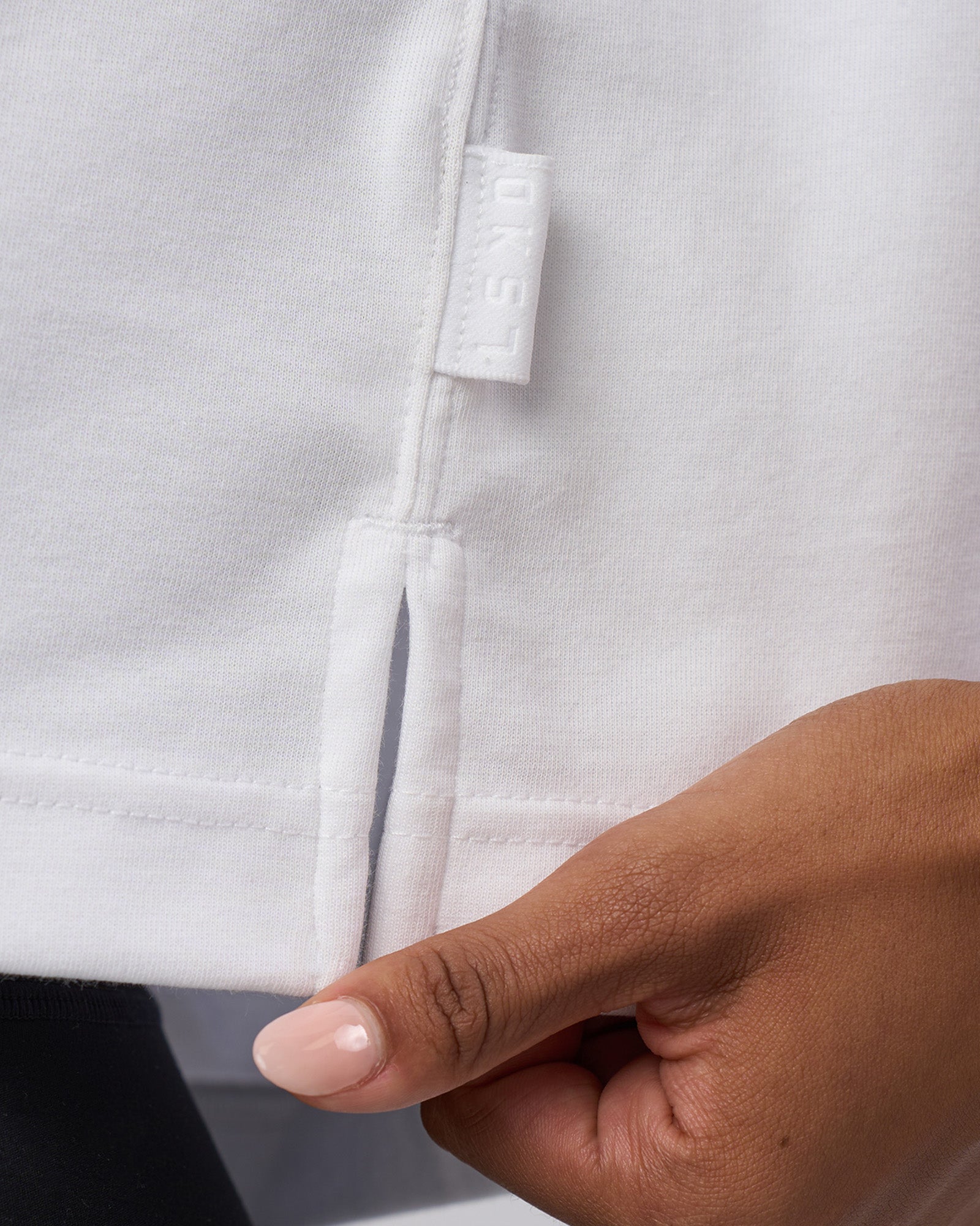 AfterDark ZeroCrease Cropped Tee - White | LSKD – LSKD US AfterDark ZeroCrease Cropped Tee - White | LSKD – LSKD US
